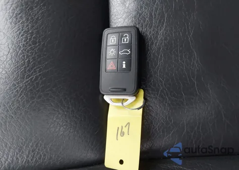 2014 Volvo Xc60 T6 Premier Plus z USA, uszkodzony, nr VIN YV4902DZ5E2516598